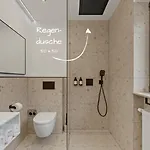 Apartment 1-2 Personen - Parkplatz - Fahrradgarage - Zentrum - Kueche - Balkon - Klima