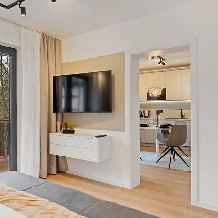 Lägenhet 1-2 Personen - Parkplatz - Fahrradgarage - Zentrum - Kueche - Balkon - Klima *