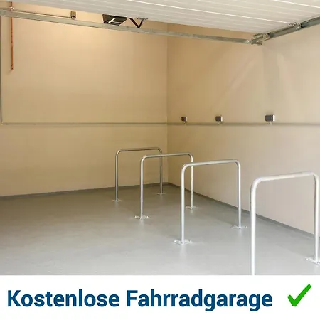 1-2 Personen - Parkplatz - Fahrradgarage - Zentrum - Kueche - Balkon - Klima Sankt Martin