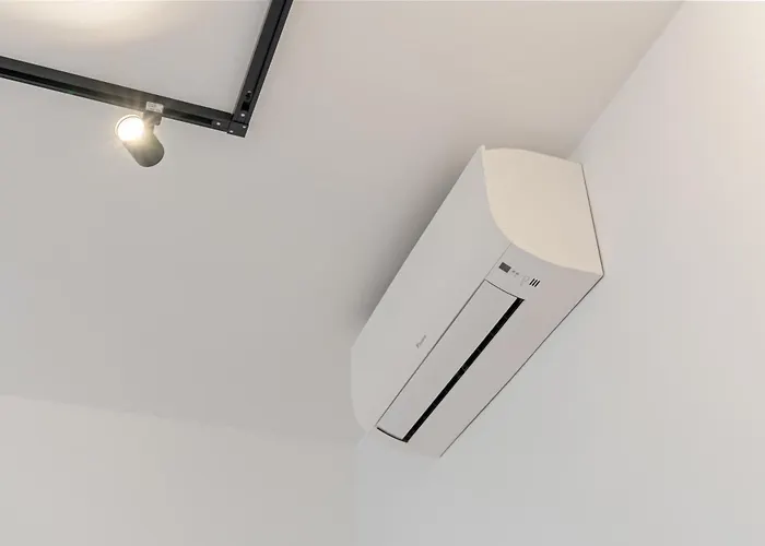 1-2 Personen - Parkplatz - Fahrradgarage - Zentrum - Kueche - Balkon - Klima * Sankt Martin