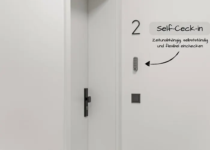 Apartamento 1-2 Personen - Parkplatz - Fahrradgarage - Zentrum - Kueche - Balkon - Klima *